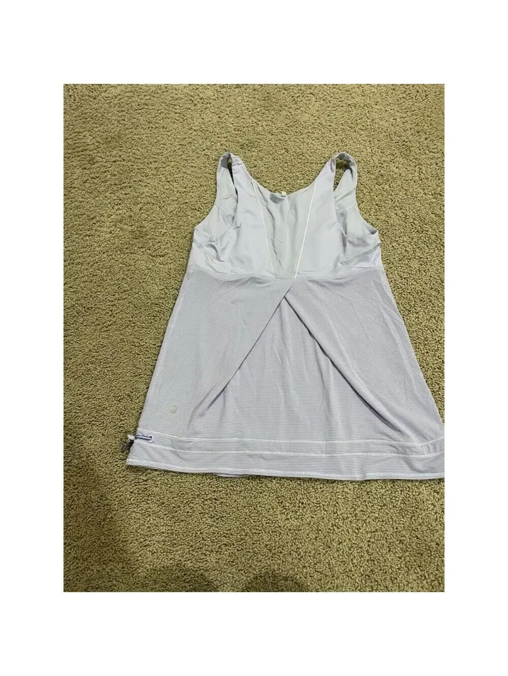 Women’s Lululemon Size 10 Light Purple Lilac Sleeveless Top / Shirt Tank